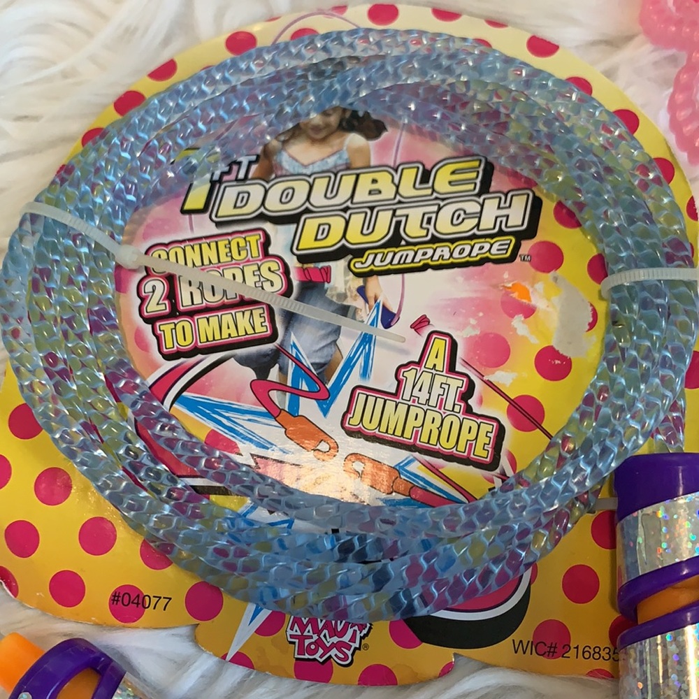 Random Toys Bundle - Picture 3 of 5